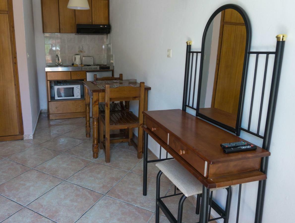 Venus Apartments Sidari  Ngoại thất bức ảnh